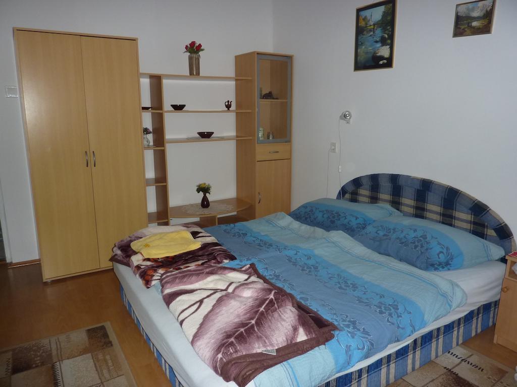Ferienwohnung Bridgehaus Balatonfüred Zimmer foto